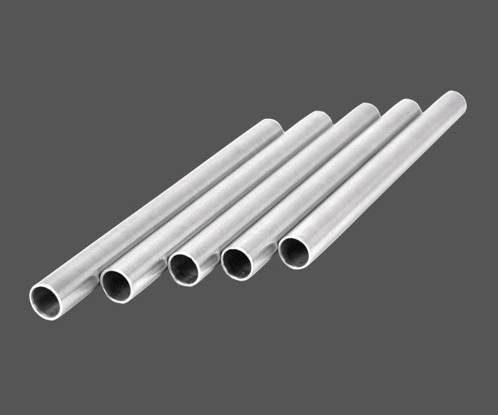 不銹鋼管在石油化工行業(yè)中的核心作用